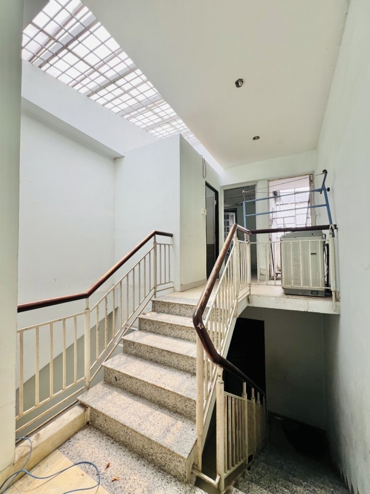 Bán nhà MT Nguyễn Nghiêm - DT 80m2, A4, 4 Tầng- Dòng tiền 20 triệu