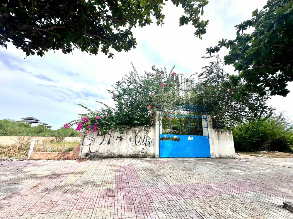 Bán Đất Mặt Tiền Phạm Văn Đồng Ngang 11m – Gần Bến Du Thuyền Nha Trang