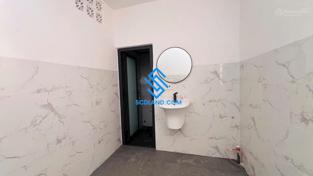 BÁN NHÀ MỚI TRUNG TÂM NHA TRANG – HẺM Ô TÔ, GẦN BIỂN, NỘI THẤT ĐẦY ĐỦ – DỌN VÀO Ở NGAY