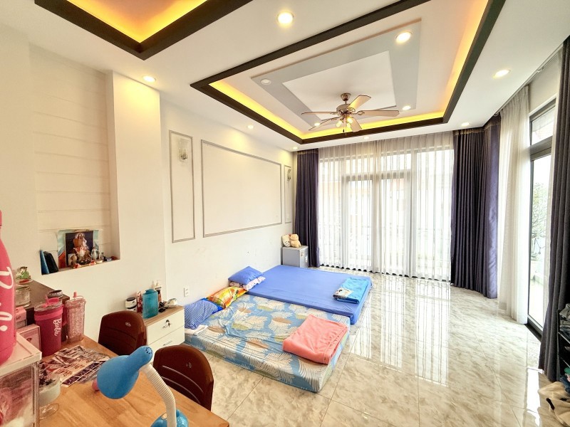 SIÊU PHẨM - TÔ NGỌC VÂN - LINH ĐÔNG THỦ ĐỨC - NHÀ 4 TẦNG - HC - 80m² - NHỈNH 9 TỶ