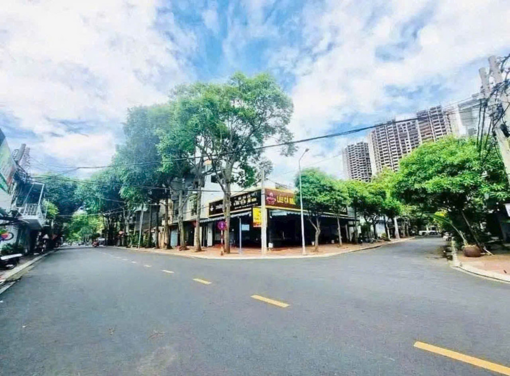 CCDV. BÁN ĐẤT 245m2 GÓC 2 MẶT TIỀN – TRUNG TÂM THƯƠNG MẠI PHƯỜNG 7, TP. VŨNG TÀU