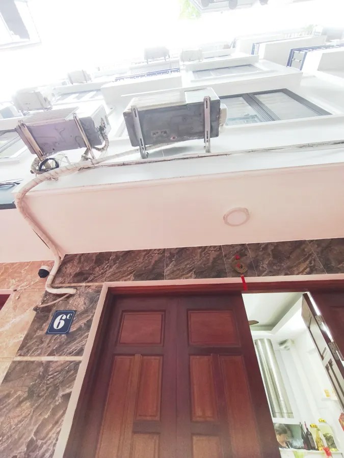 BÁN NHÀ RIÊNG Thượng Thanh-Long Biên 30m2 X 5 tầng MT 3.9m, 6.7 Tỷ Long Biên Hà Nội