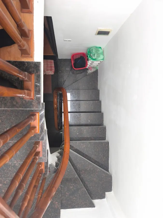 BÁN NHÀ RIÊNG Thượng Thanh-Long Biên 30m2 X 5 tầng MT 3.9m, 6.7 Tỷ Long Biên Hà Nội