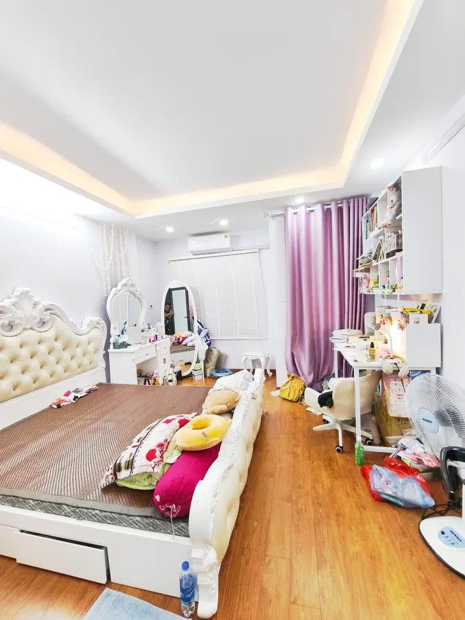 BÁN NHÀ RIÊNG Thượng Thanh-Long Biên 30m2 X 5 tầng MT 3.9m, 6.7 Tỷ Long Biên Hà Nội
