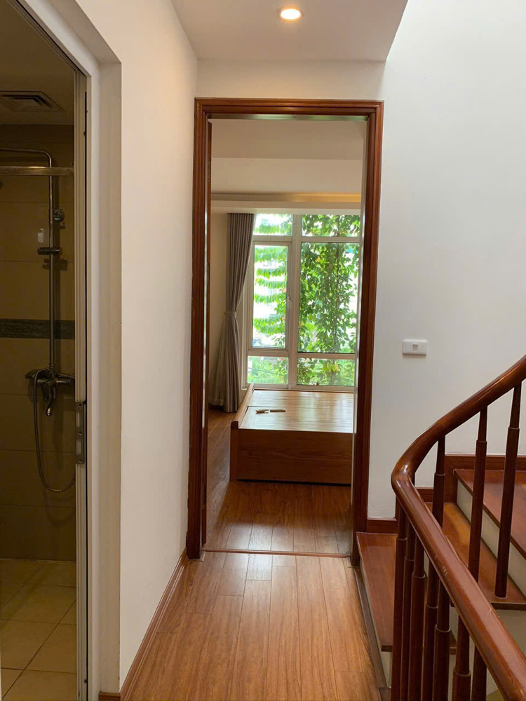 Bán nhà dân xây 5 tầng 69m² mặt ngõ Lệ Mật – Kim Quan, quy hoạch ra mặt phố, giá 9,8 tỷ