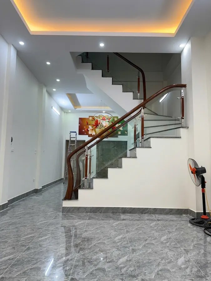 NHÀ ĐẸP PHÂN LÔ QUÂN ĐỘI Tô Vĩnh Diện 59m2 X 5 tầng MT4.2m, 15.7 tỷ Thanh Xuân Hà Nội