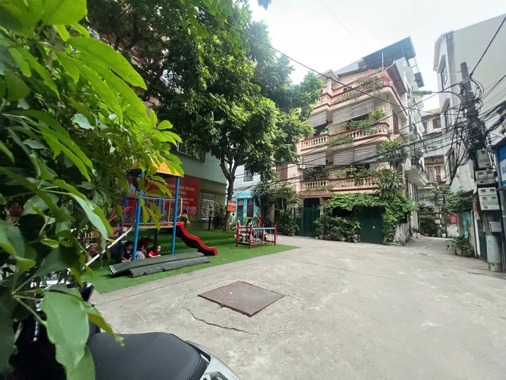 BÁN NHÀ RIÊNG phố Vương Thừa Vũ 86m2 X 3 tầng,MT 7.83m,12.95 tỷ Thanh Xuân