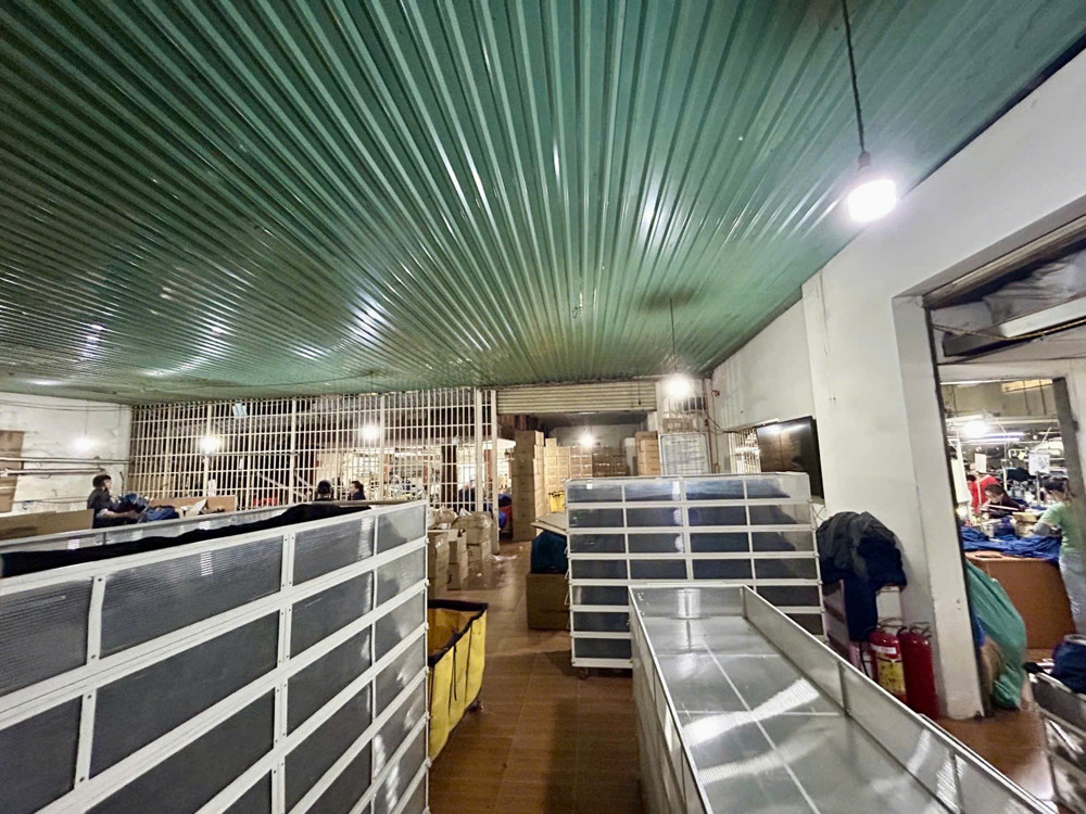 BÁN XƯỞNG MAY 32 x 34M SHR  THỚI TAM THÔN – HÓC MÔN ĐƯƯƠNG XE TẢI LỚN ĐANG CHO THUÊ 80TR/T
