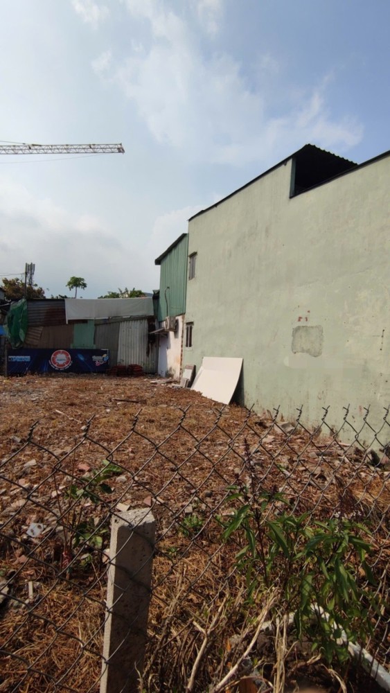Bán Nhà Lê Trọng Tấn, Tân Phú - 71m2 A4, Ngang 5m, Hẻm 5m xe hơi vào nhà
