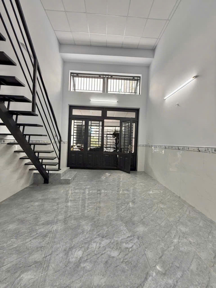 NHÀ BÁN HOÀ BÌNH – HẺM 7M – Ô TÔ NGỦ TRONG NHÀ – 70M2 – CHỈ 6.95 TỶ