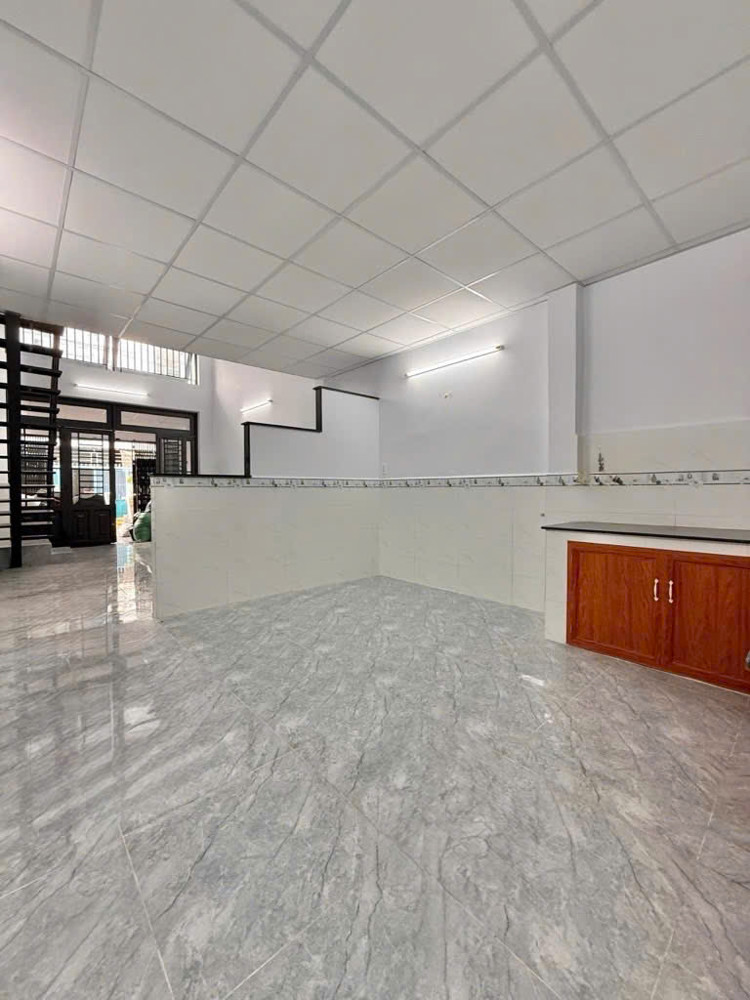 NHÀ BÁN HOÀ BÌNH – HẺM 7M – Ô TÔ NGỦ TRONG NHÀ – 70M2 – CHỈ 6.95 TỶ