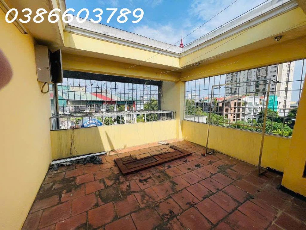 SIÊU PHẨM – NGÕ Ô TÔ TRÁNH – NGỌC THỤY – GARA 2 Ô TÔ 7 CHỖ ĐẬU