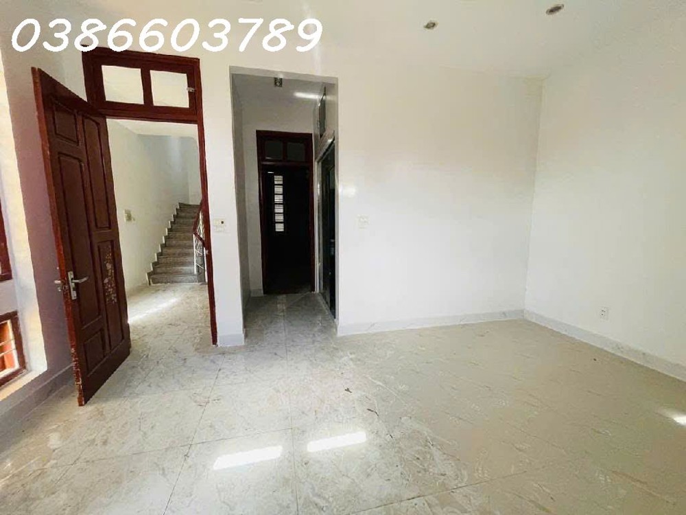 SIÊU PHẨM – NGÕ Ô TÔ TRÁNH – NGỌC THỤY – GARA 2 Ô TÔ 7 CHỖ ĐẬU