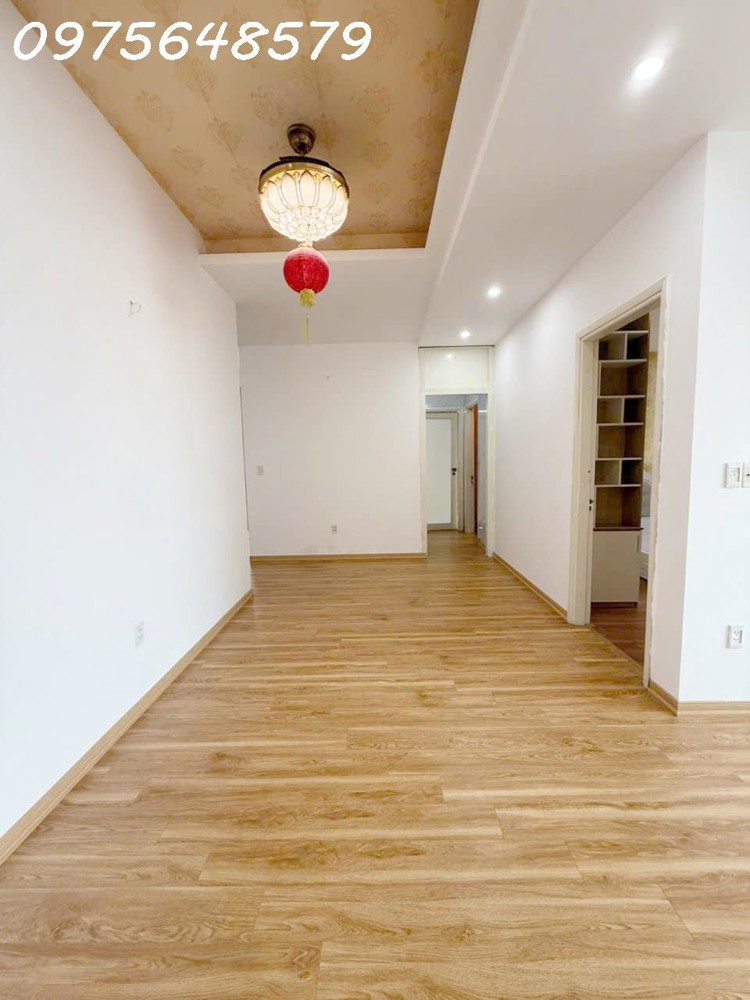 Bán chung cư 18T1 Hoàng Đạo Thuý Căn góc 3 ngủ Giá tốt