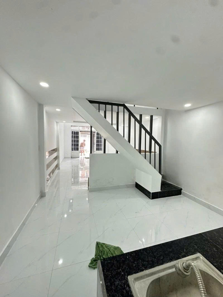 [ SỐC ] KHÔNG NGỜ BÌNH CHÁNH CÓ NHÀ NGANG 4M 