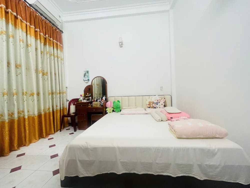 BÁN NHÀ Phố Bùi Xương Trạch 48m2 X 4   tầng X 13.4 Tỷ Thanh Xuân Hà Nội KIMH DOANH - Ô TÔ QUA