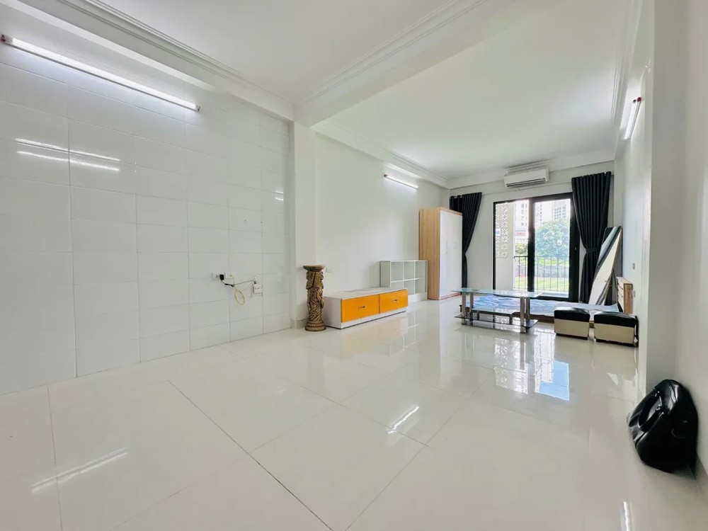 NHÀ ĐẸP FULL NỘI THẤT Nguyễn Trãi 50 m2 X 7 tầng MT 3.6m,15 Tỷ Thanh Xuân Hà Nội
