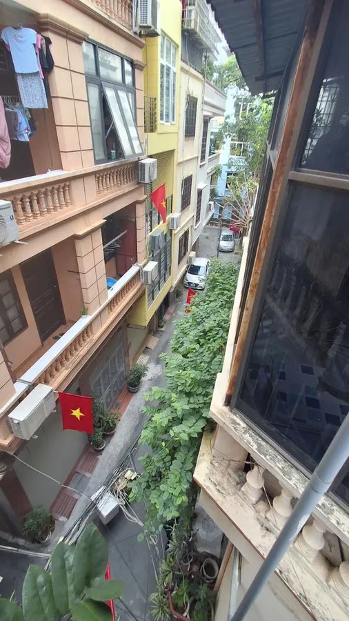 NHÀ MẶT NGÕ THÔNG Ô TÔ ĐỖ CỬA -KINH DOANH phố Nguyễn Trãi 32m2 X 5 Tầng 7.7 tỷ Thanh Xuân Hà Nội