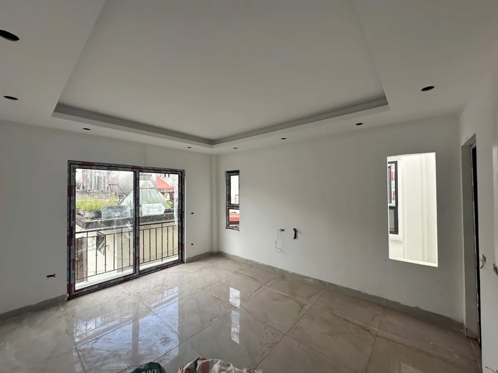 Bán Nhà Vĩnh Tuy 31/54m2. 5 tầng, mặt tiền 4.2m. giá 7.5 tỷ Hai Bà Trưng Hà Nội