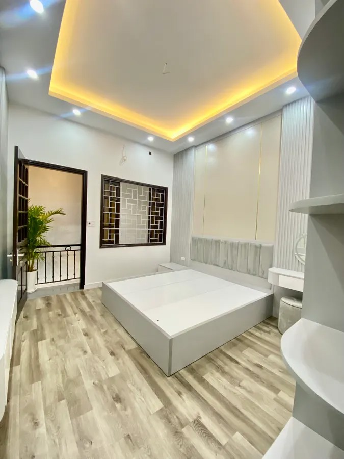 Bán Nhà Trần Khát Chân 37m2. 5 tầng. mặt tiền 4m. giá 8.2 tỷ Hai Bà Trưng Hà Nội