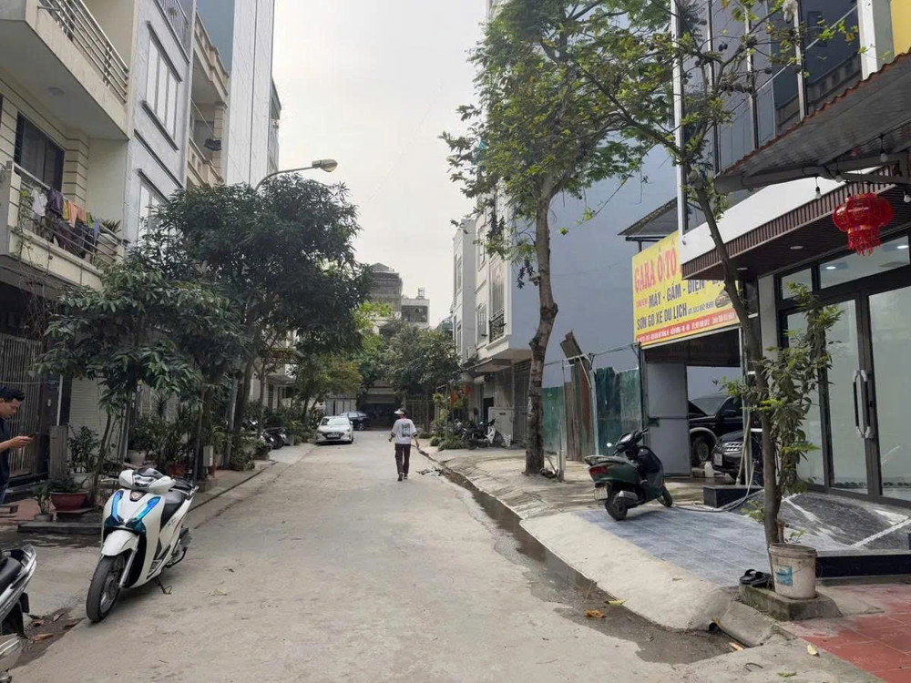 Siêu Phẩm Nhà Huyền Kỳ Hà Đông - 55m x 4 tầng giá 5.9x tỷ - Vị trí đẹp ô tô đỗ cửa