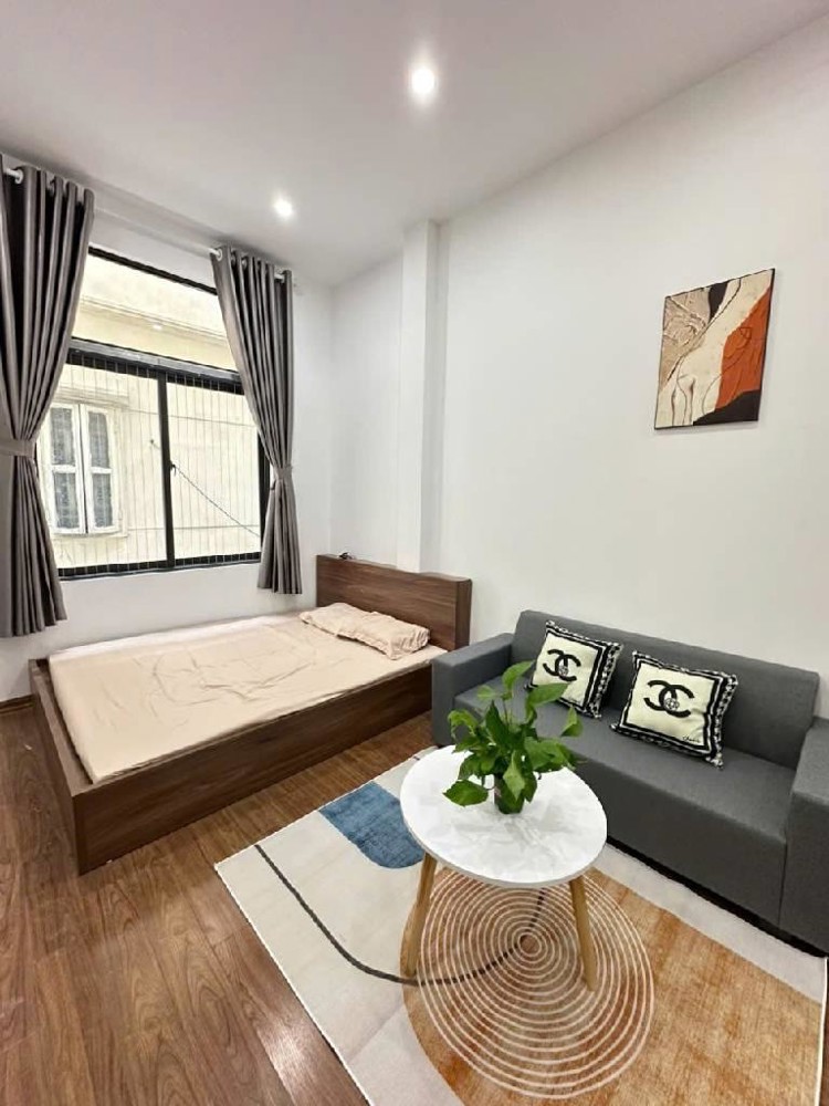 Bán tòa 65m2, 7 tầng thang máy Xuân Thuỷ, 18 phòng, thu 1 tỷ/năm, giá 18.9 tỷ