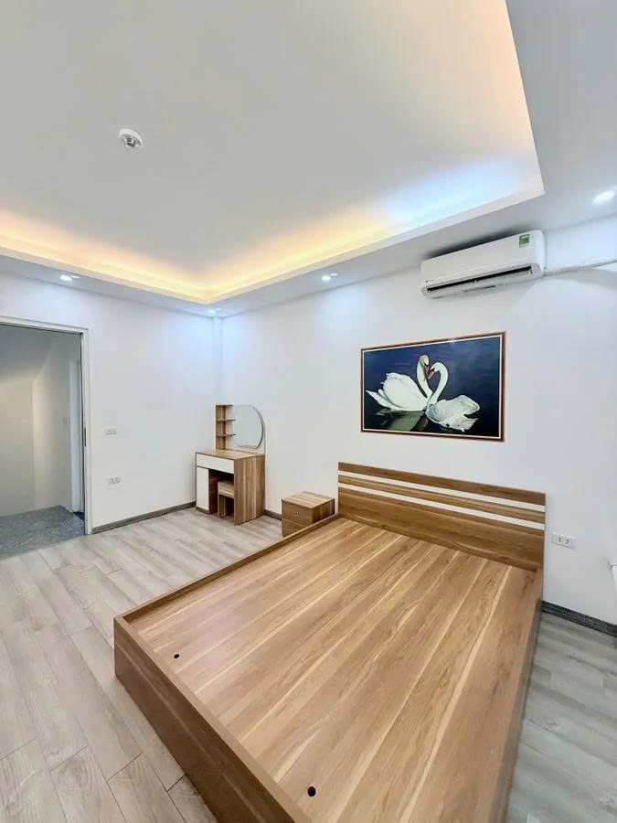 Bán nhà Yên Lộ - Hà Đông  31m x 5 tầng, MT 3.9m  Giá 5.6 tỷ . Nhà đẹp, ở ngay