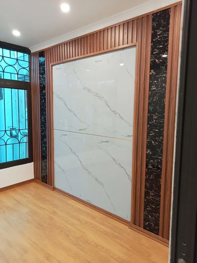 NHÀ MỚI- ĐẸP -Ở LUÔN Phố Ngọc Thụy 60m2 X 3 tầng  8.2 tỷ Long Biên Hà Nội