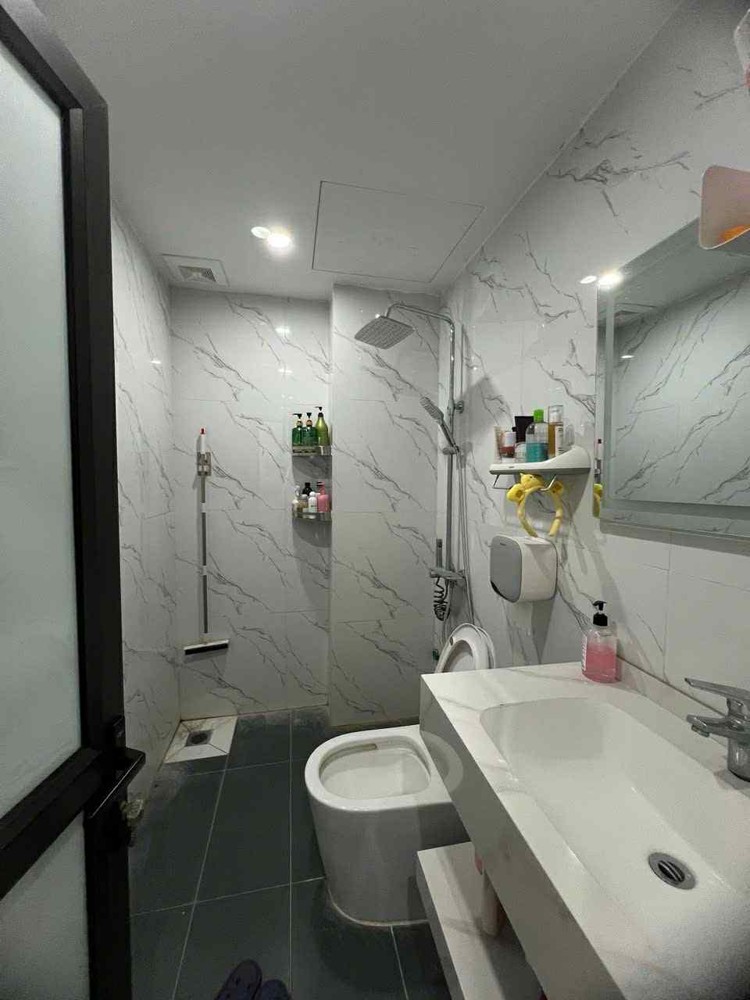 Bán nhà Vĩnh Hưng, Hoàng Mai 35m 5 tầng mới tinh full đồ ở ngay, ngõ 3 gác phi ầm ầm, 2  thoáng