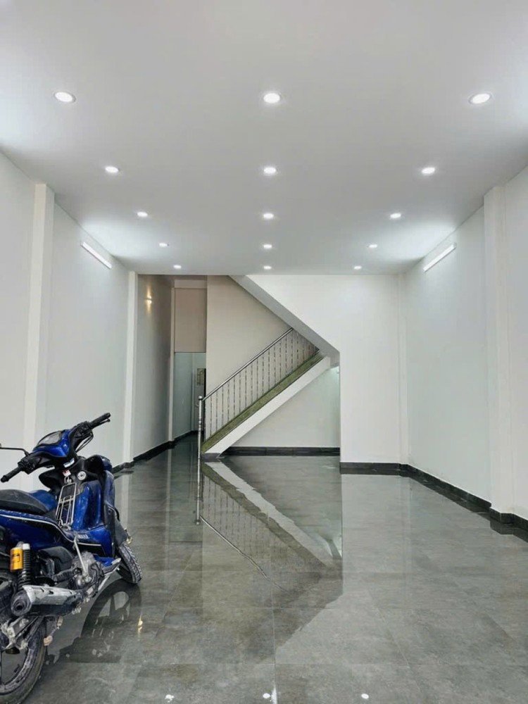 Nhà Mặt tiền Vuông SHR 2 tầng Đ.20m 101m2 – Bình Lợi Bình Thạnh S