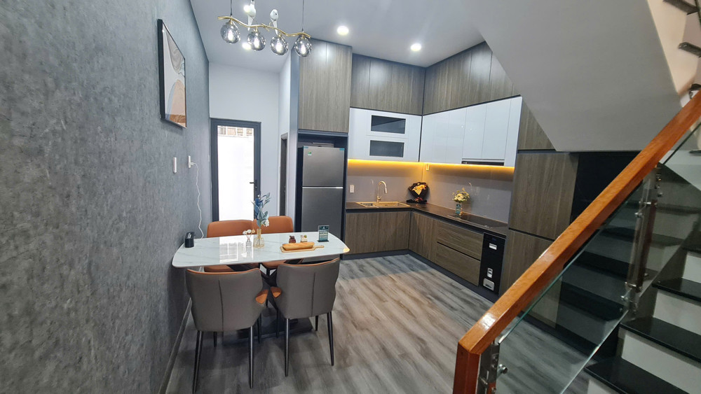 NHÀ PHỐ LIỀN THỔ SỔ SẴN SANG TÊN NGAY - CÓ HỖ TRỢ VAY TẠI TÂY NINH
