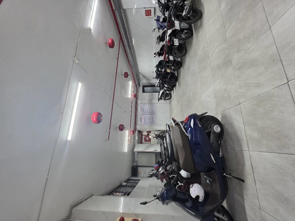 Bán nhà mặt phố Hoàng Quốc Việt 76m2, 8 tầng, mặt tiền 5m, giá 23,9 tỷ