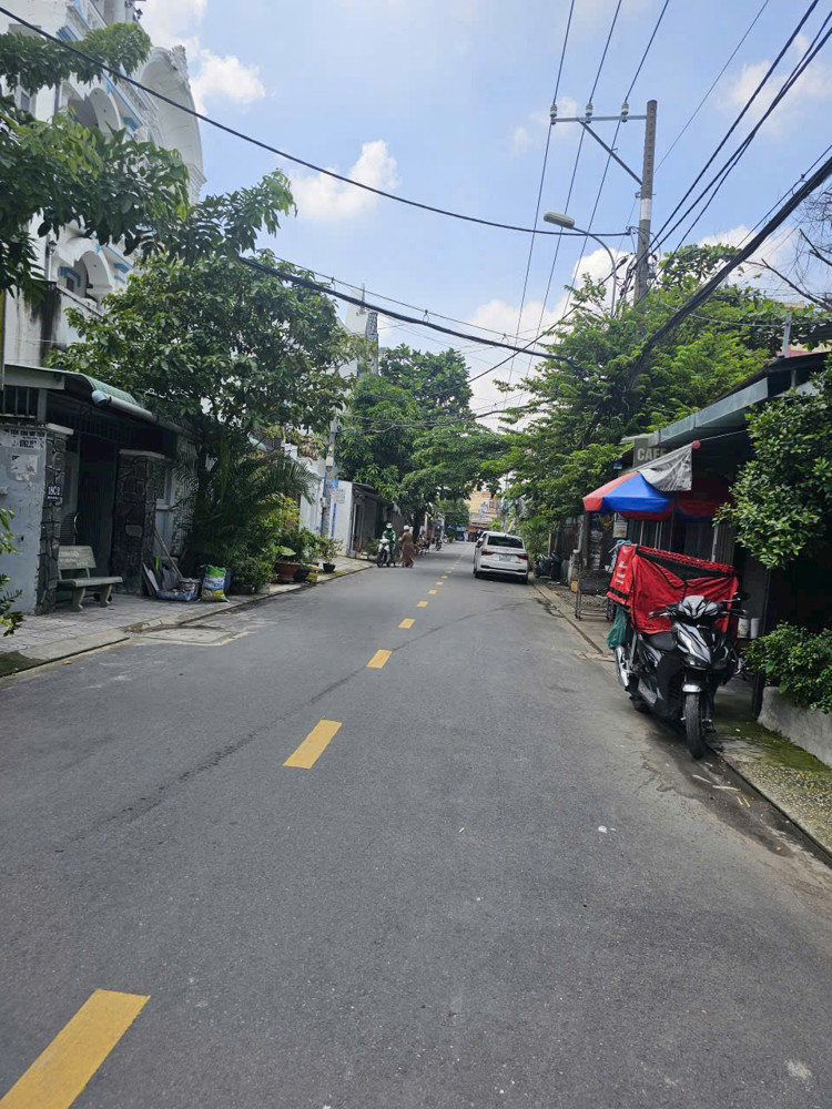 Sổ Hồng Mới Thơm Mùi Mực Lô Đất Góc (5.7X18) 2Mt Hiệp Thành 26, Q12