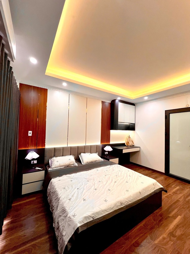 Bán nhà Phú Lương 42m2, 5 tầng, ngõ thông, lô góc,  ở ngay