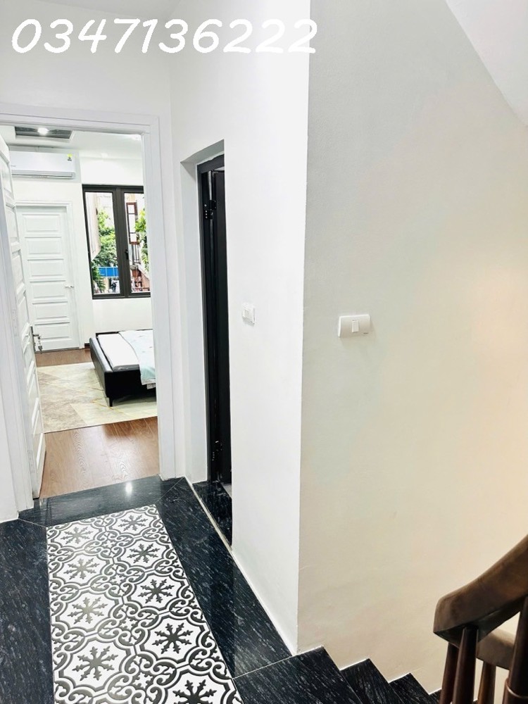 Cần bán gấp nhà Nghĩa Đô – Khu phân lô cán bộ – 5 tầng – giá chỉ 8 tỷ hơn