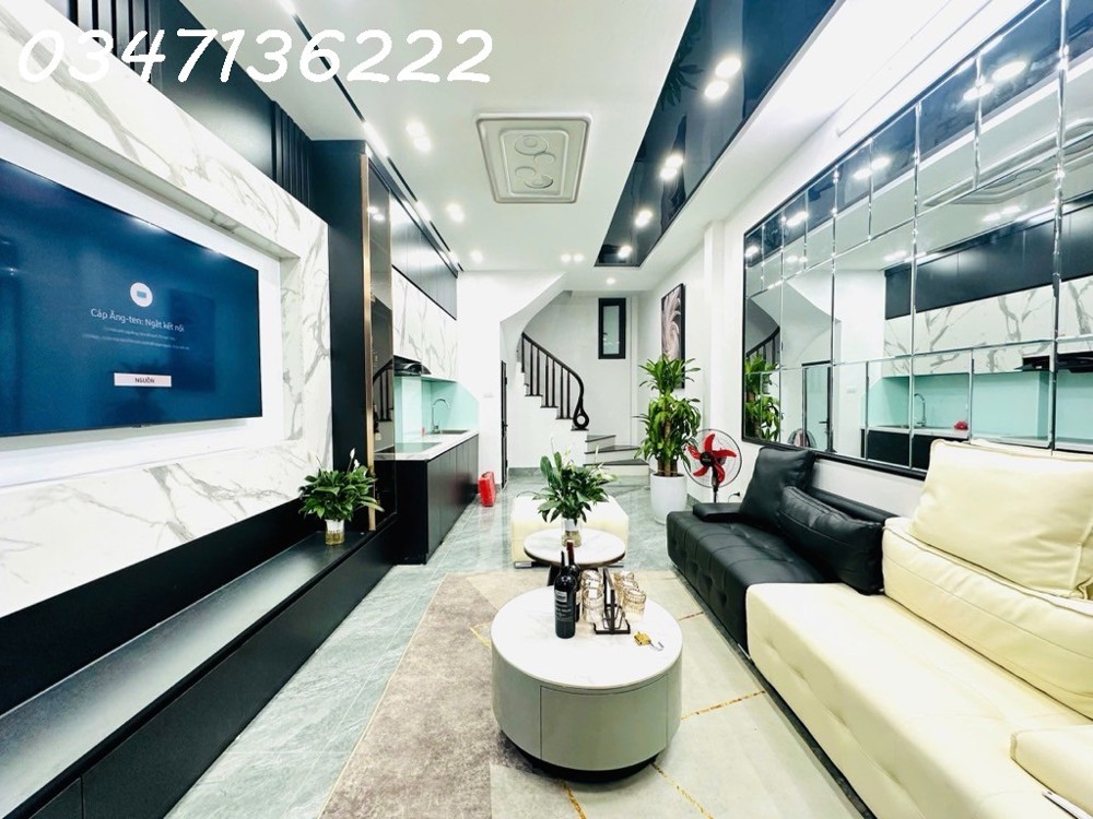 Cần bán gấp nhà Nghĩa Đô – Khu phân lô cán bộ – 5 tầng – giá chỉ 8 tỷ hơn