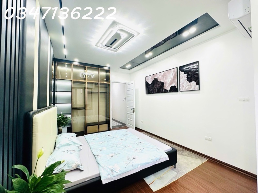 Cần bán gấp nhà Nghĩa Đô – Khu phân lô cán bộ – 5 tầng – giá chỉ 8 tỷ hơn