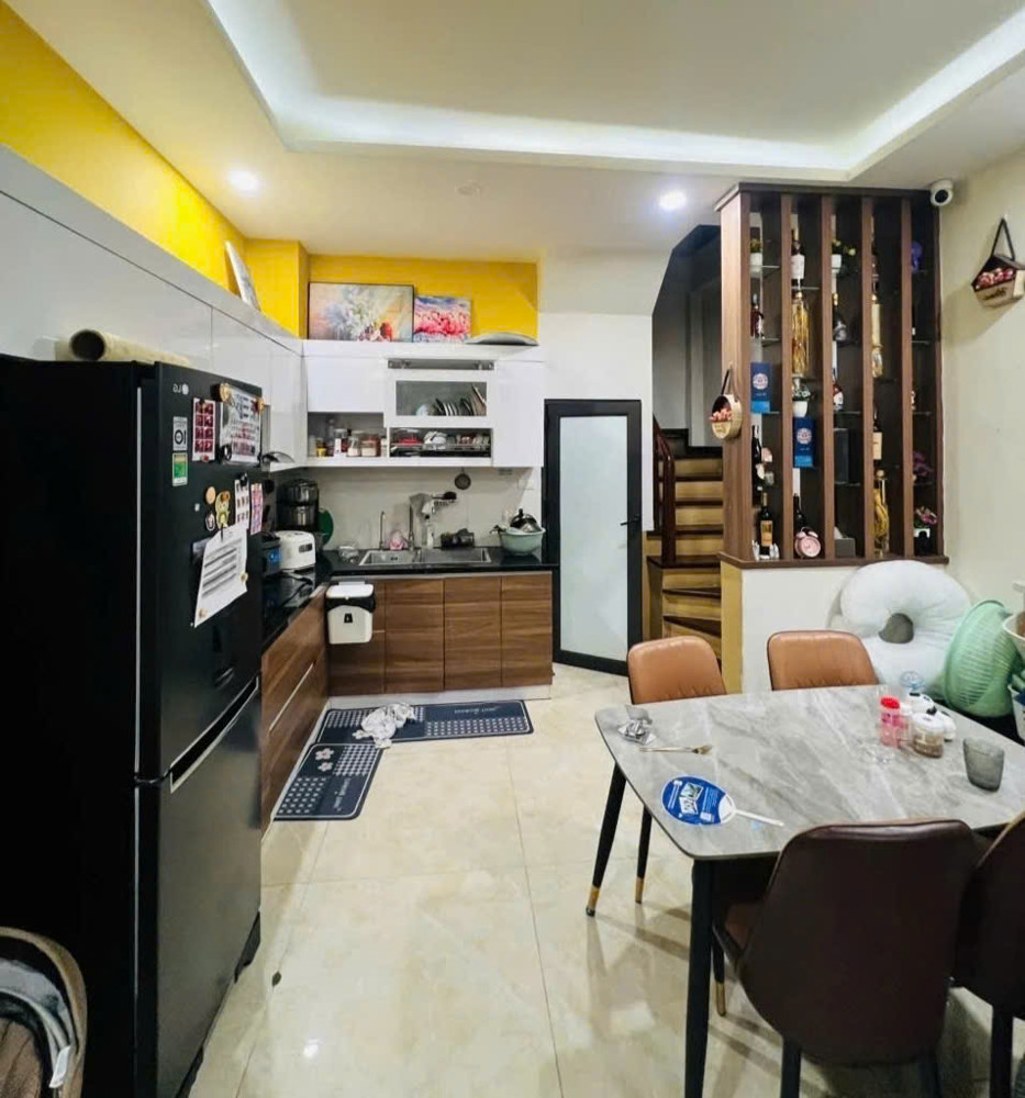 BÁN NHÀ CẦU GIẤY,  DÂN XÂY 2 THOÁNG, NGÕ THÔNG KD – 51M2, 6 TẦNG