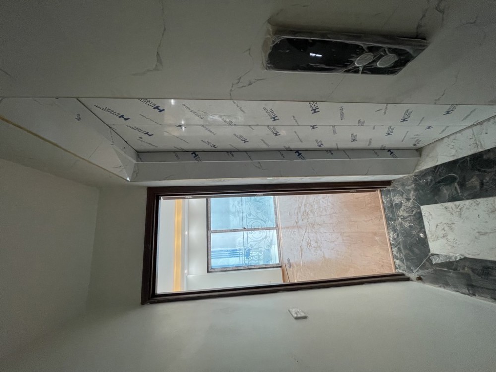 Siêu phẩm 6 tầng thang máy Ô TÔ đỗ cửa