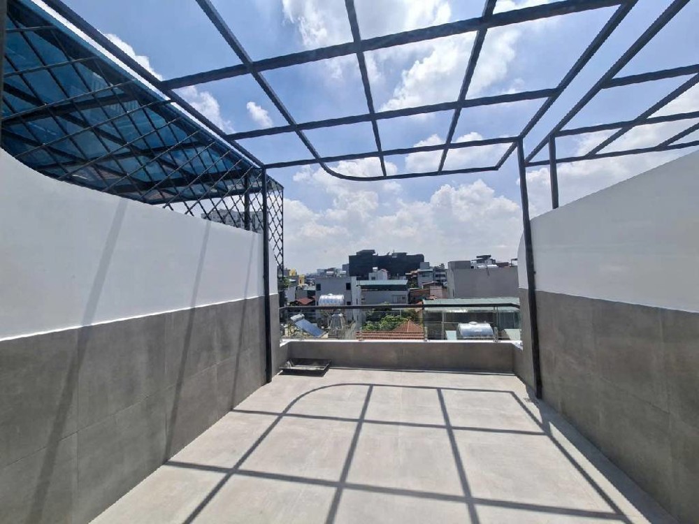 BÁN NHÀ NGỌC THUỴ LONG BIÊN, LÔ GÓC- THANG MÁY-ĐẸP LONG LANH-42M-NHỈNH10 TỶ
