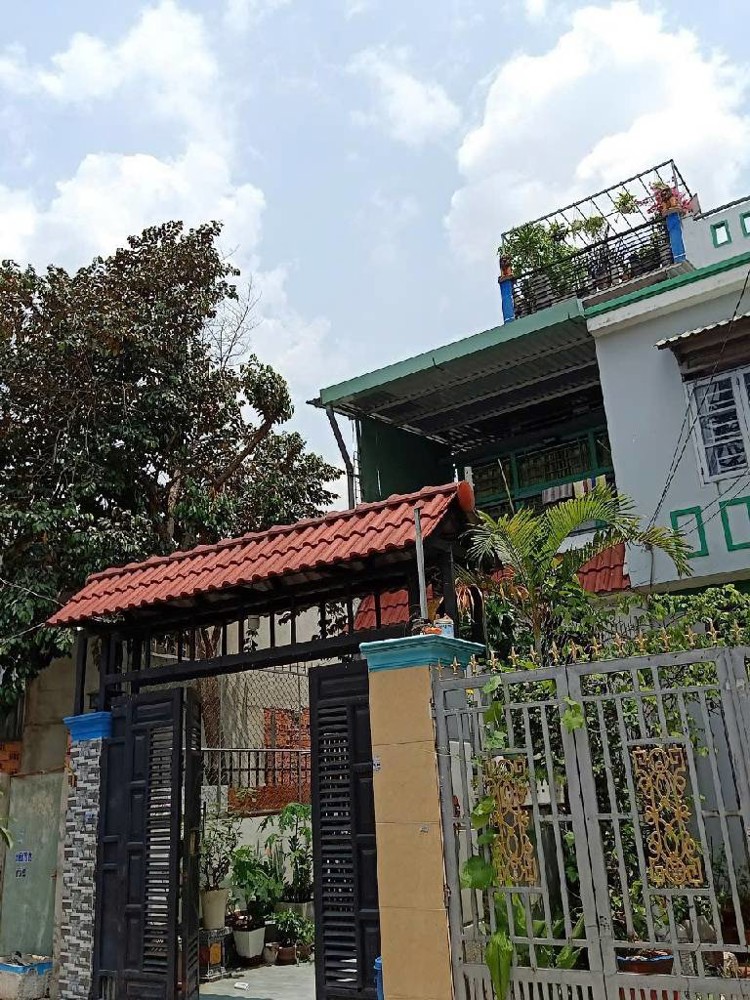 Bán nhà HXH Huỳnh Thị Hai,P Tch  Q.12, 4x27m, 3 tầng, 4PN, SHR, 5.3 tỷ