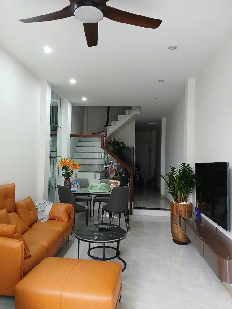 Bán nhà Thạch Bàn 46m 5 tầng thang máy ô tô tránh hơn 10 tỷ