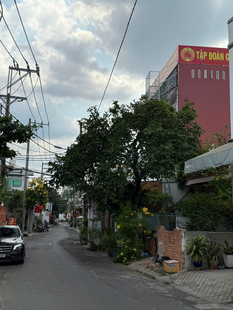 Gấp Bán Đất (5x23) mặt tiền đường Tân Thới Nhất 06, Quận 12 Giá Rẻ