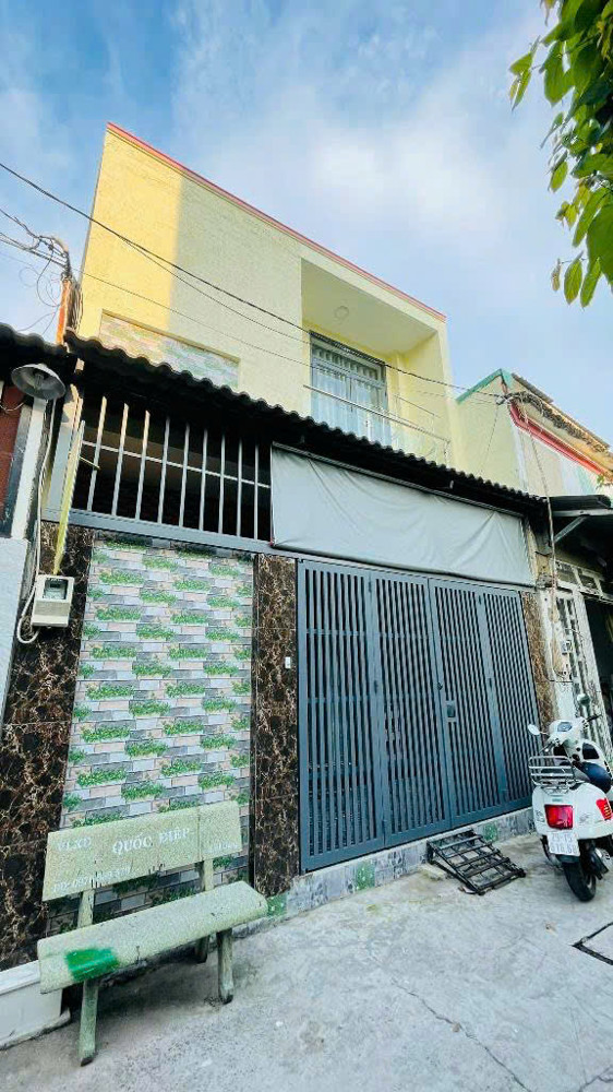 NHÀ HXH ĐƯỜNG 551 LÊ VĂN KHƯƠNG QUẬN 12 -65M2 - GIÁ CHỈ 4,4 TỶ