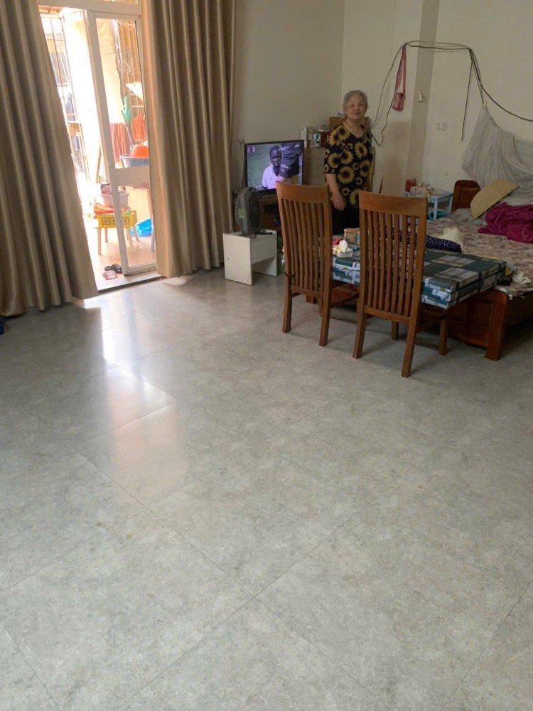 Hoa hậu Hoàng Đạo Thành; 100m*5 tầng*MT 6m, nở hậu; ô trô tránh. Nhỉnh 27 tỷ