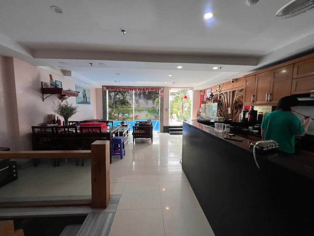 HIẾM! SÁT ROYAL CITY! TÒA NHÀ 8T THANG MÁY 140M2, MT 6.2M, DÒNG TIỀN 302TR/THÁNG