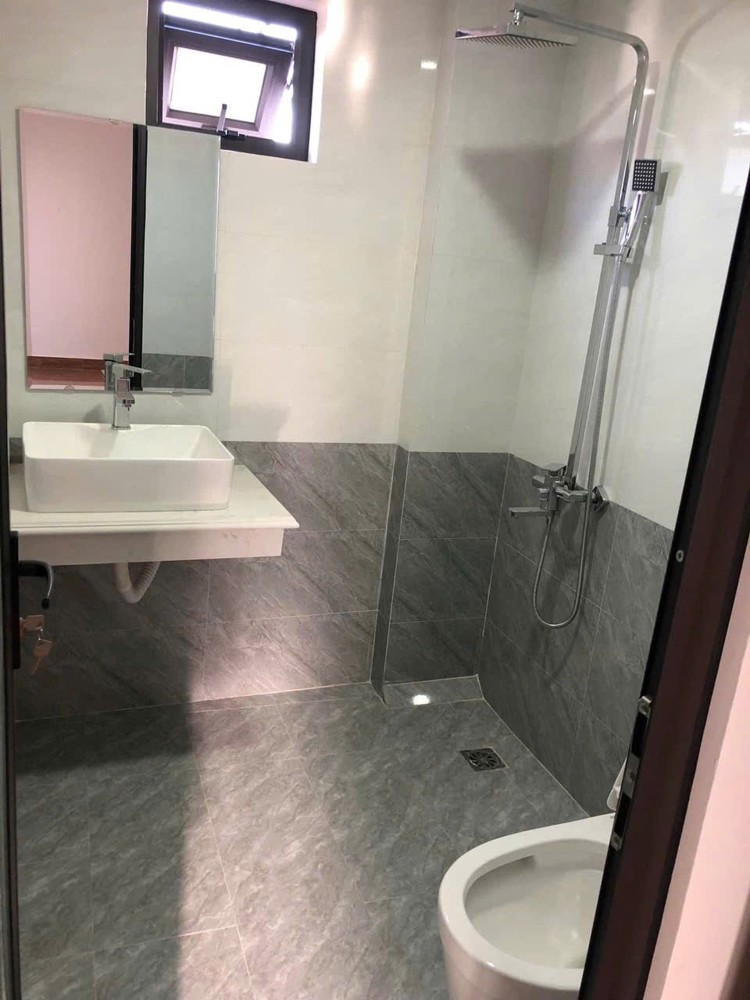 Em Hiếu tiếp tục lên cho anh chị siêu phẩm nhà 5 tầng tại Vân Canh với mức giá bình dân kh ngờ