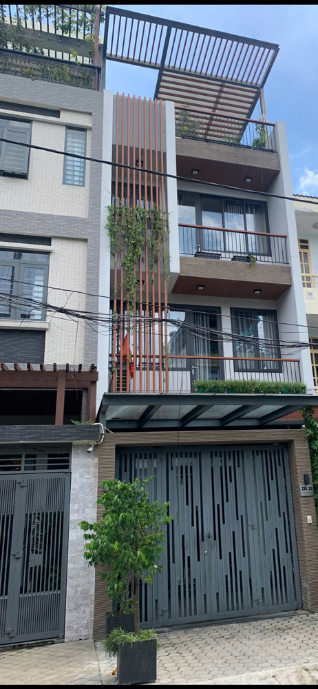 Bán gấp 10 nền đất thổ cư 74m2, đường Đình Phong Phú, Q9, TP HCM. Sổ đỏ, giá 5.75 tỷ