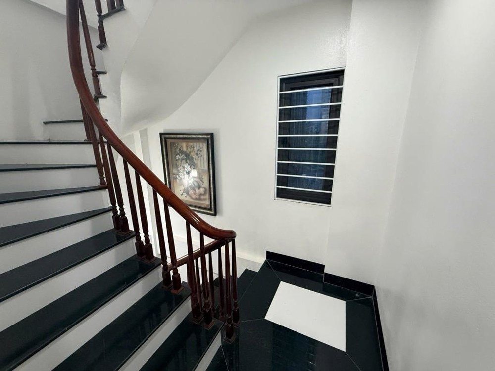 Bán nhà Tây Thăng Long – Yên Nội 38m2, 6 tầng, ô tô tránh, sát công viên mới