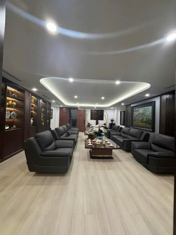 BÁN NHÀ MẶT PHỐ HÀ NỘI - TÒA VP 9 NỔI 1 HẦM - VỈA HÈ - DÒNG TIỀN 400TR/THÁNG - SỔ VUÔNG VẮN